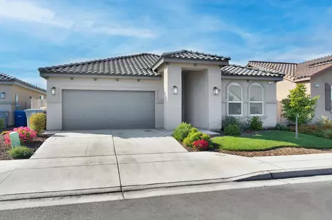 Exterior - 1109 Wasatch Dr, Madera, CA 93638 photo 3 of 8