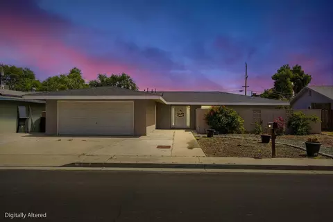 110 W Hazelwood Dr, Lemoore, CA 93245