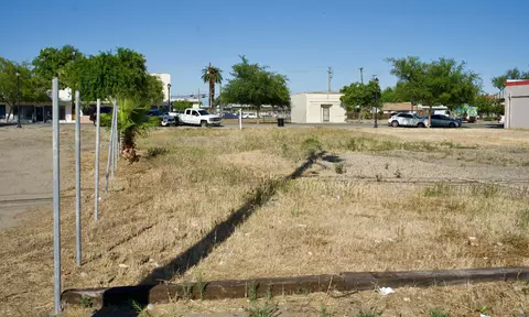 1148 O St, Firebaugh, CA 93622 photo 3