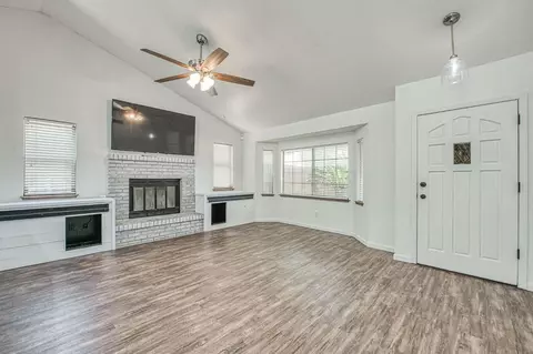 Living - 2250 Escalon Ave, Clovis, CA 93611 photo 1 of 3