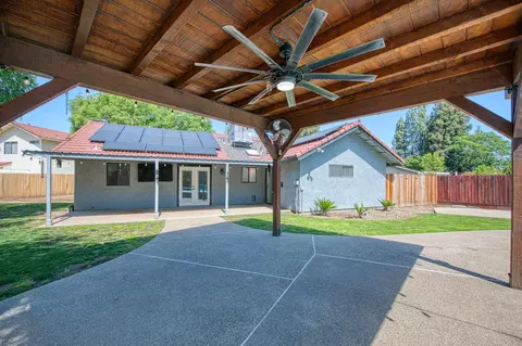 Exterior - 2250 Escalon Ave, Clovis, CA 93611 photo 7 of 13