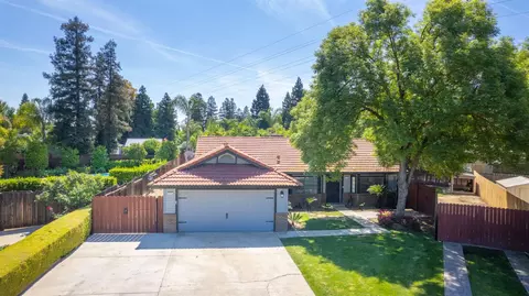 2250 Escalon Ave, Clovis, CA 93611