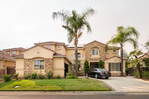 9655 N Willey Ct, Fresno, CA 93720
