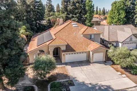 2173 E Muncie Ave, Fresno, CA 93720