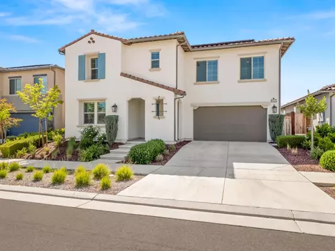 Exterior - 4486 Crown Bluffs Dr, Madera, CA 93636 photo 8 of 8
