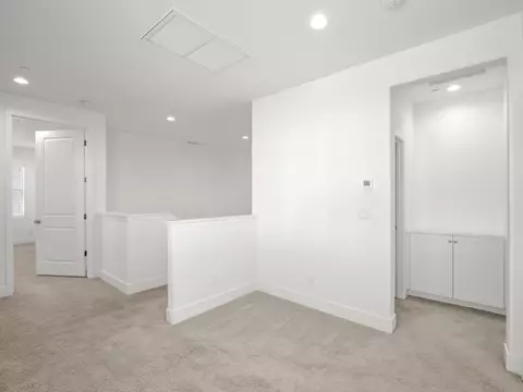 Entry Way - 4486 Crown Bluffs Dr, Madera, CA 93636 photo 3 of 8