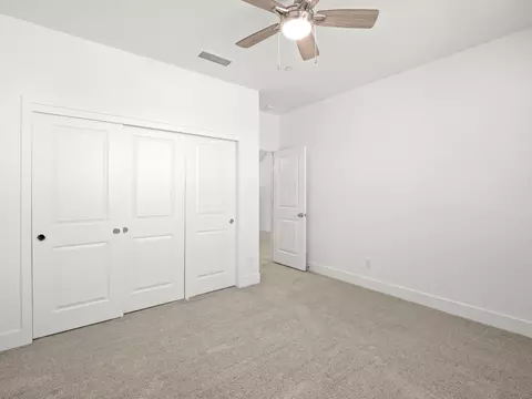 Bedroom - 4486 Crown Bluffs Dr, Madera, CA 93636 photo 8 of 10