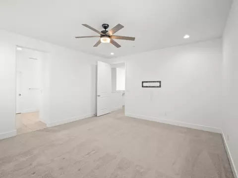 Bedroom - 4486 Crown Bluffs Dr, Madera, CA 93636 photo 6 of 10