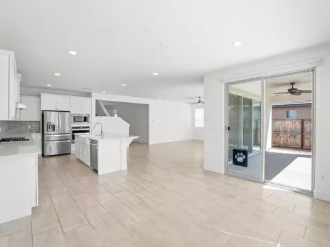 Other - 4486 Crown Bluffs Dr, Madera, CA 93636 photo 8 of 10