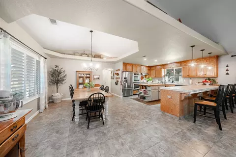 Other - 22052 Melrose Ct, Madera, CA 93638 photo 4 of 8