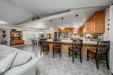 Kitchen - 22052 Melrose Ct, Madera, CA 93638 photo 2 of 3