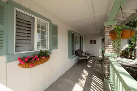 Exterior - 22052 Melrose Ct, Madera, CA 93638 photo 3 of 19
