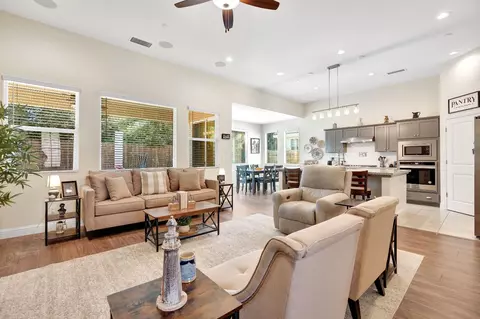 Other - 1807 Las Rosas Ave, Clovis, CA 93619 photo 4 of 8