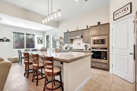 Kitchen - 1807 Las Rosas Ave, Clovis, CA 93619 photo 1 of 5