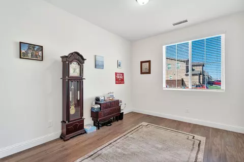 Other - 1807 Las Rosas Ave, Clovis, CA 93619 photo 6 of 8