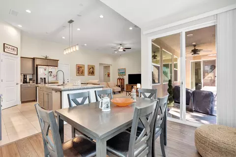 Dining - 1807 Las Rosas Ave, Clovis, CA 93619 photo 2 of 2