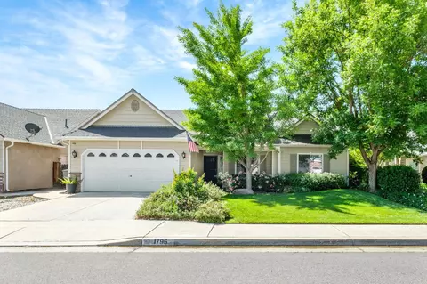 1795 E Turnberry Ave, Fresno, CA 93730