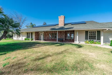 7176 E Butler Ave, Fresno, CA 93737