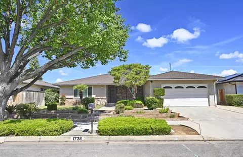 1728 W Fremont Ave, Fresno, CA 93711