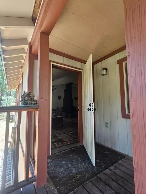 Exterior - 64618 Tamarack Trl, North Fork, CA 93643 photo 4 of 8