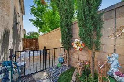 Exterior - 1502 N Reunion Way, Clovis, CA 93619 photo 7 of 10