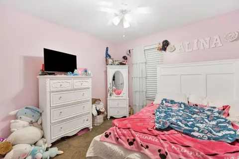 Bedroom - 1418 Mandarin St, Madera, CA 93638 photo 4 of 5