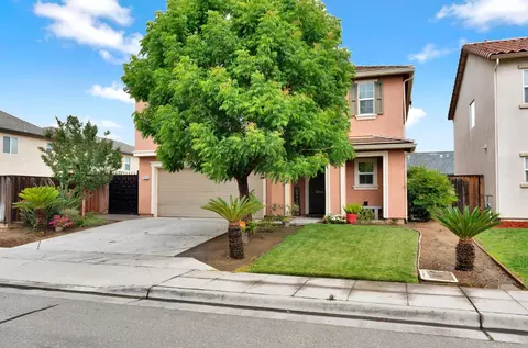 Exterior - 1418 Mandarin St, Madera, CA 93638 photo 2 of 4