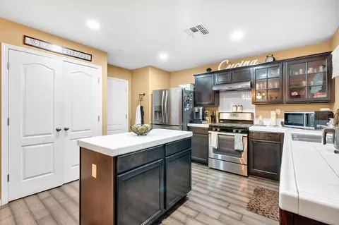 Kitchen - 1418 Mandarin St, Madera, CA 93638 photo 1 of 4