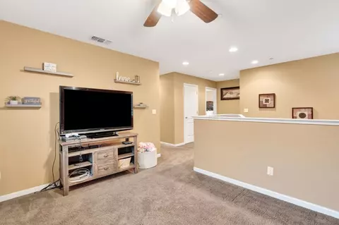 Entry Way - 1418 Mandarin St, Madera, CA 93638 photo 7 of 7