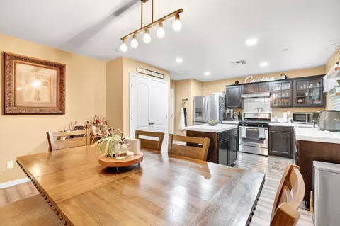Dining - 1418 Mandarin St, Madera, CA 93638 photo 2 of 2