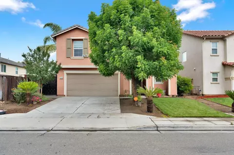 1418 Mandarin St, Madera, CA 93638