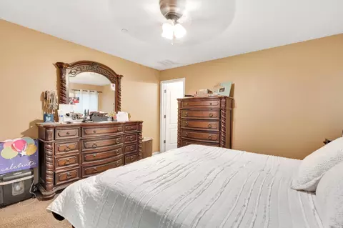 Bedroom - 1418 Mandarin St, Madera, CA 93638 photo 3 of 5