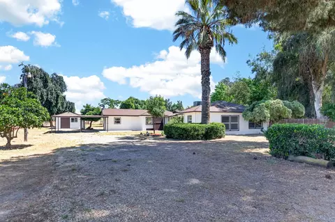 5732 S Peach Ave, Fresno, CA 93725