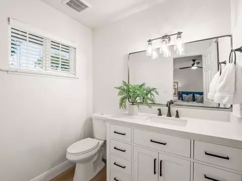 Bath - 5731 E Copper Ave, Clovis, CA 93619 photo 1 of 5