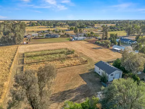 View/Area - 5731 E Copper Ave, Clovis, CA 93619 photo 6 of 6