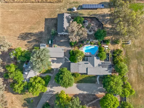 View/Area - 5731 E Copper Ave, Clovis, CA 93619 photo 5 of 6