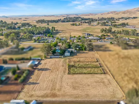 View/Area - 5731 E Copper Ave, Clovis, CA 93619 photo 3 of 6