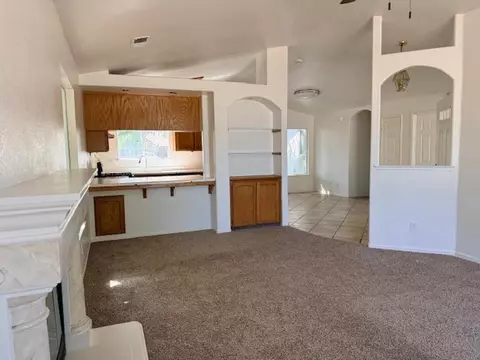 Living - 718 Gamay Ave, Madera, CA 93637 photo 2 of 4