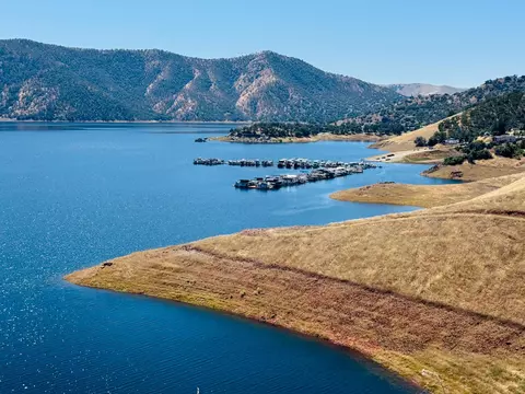 0 Trimmer Springs Rd, Sanger, CA 93657