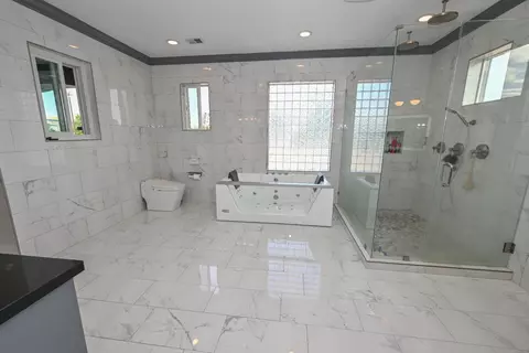 Bath - 11027 N Stanford Ave, Clovis, CA 93619 photo 2 of 3