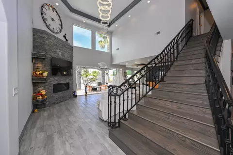 Entry Way - 11027 N Stanford Ave, Clovis, CA 93619 photo 4 of 4