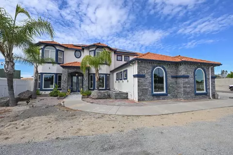 11027 N Stanford Ave, Clovis, CA 93619
