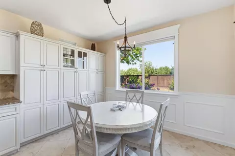 Dining - 11092 Le Conte Pass Ct, Clovis, CA 93619 photo 7 of 7