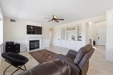 Living - 11092 Le Conte Pass Ct, Clovis, CA 93619 photo 1 of 1