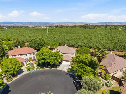 View/Area - 11092 Le Conte Pass Ct, Clovis, CA 93619 photo 12 of 14