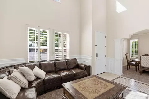 Entry Way - 11092 Le Conte Pass Ct, Clovis, CA 93619 photo 2 of 7