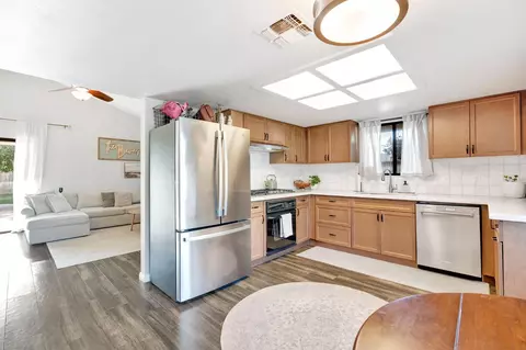 Kitchen - 42 Mckelvy Ave, Clovis, CA 93611 photo 2 of 4
