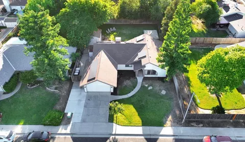View/Area - 42 Mckelvy Ave, Clovis, CA 93611 photo 1 of 9