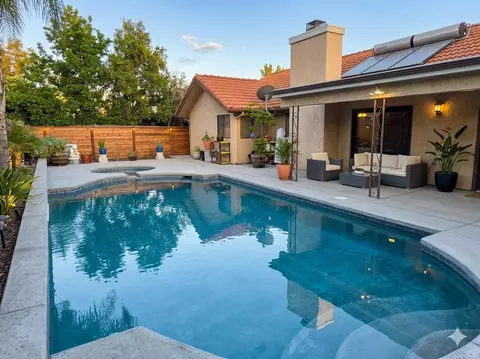 2210 E Jon Dr, Fresno, CA 93720