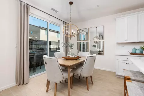 Dining - 6750 E Sentry Dr, Fresno, CA 93727 photo 1 of 3